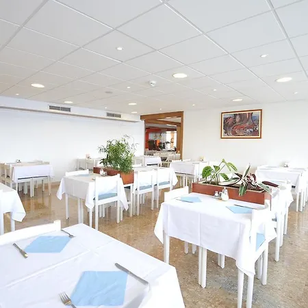 Hotell Minerva Podgora