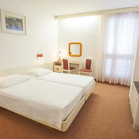 Minerva Hotell 3*